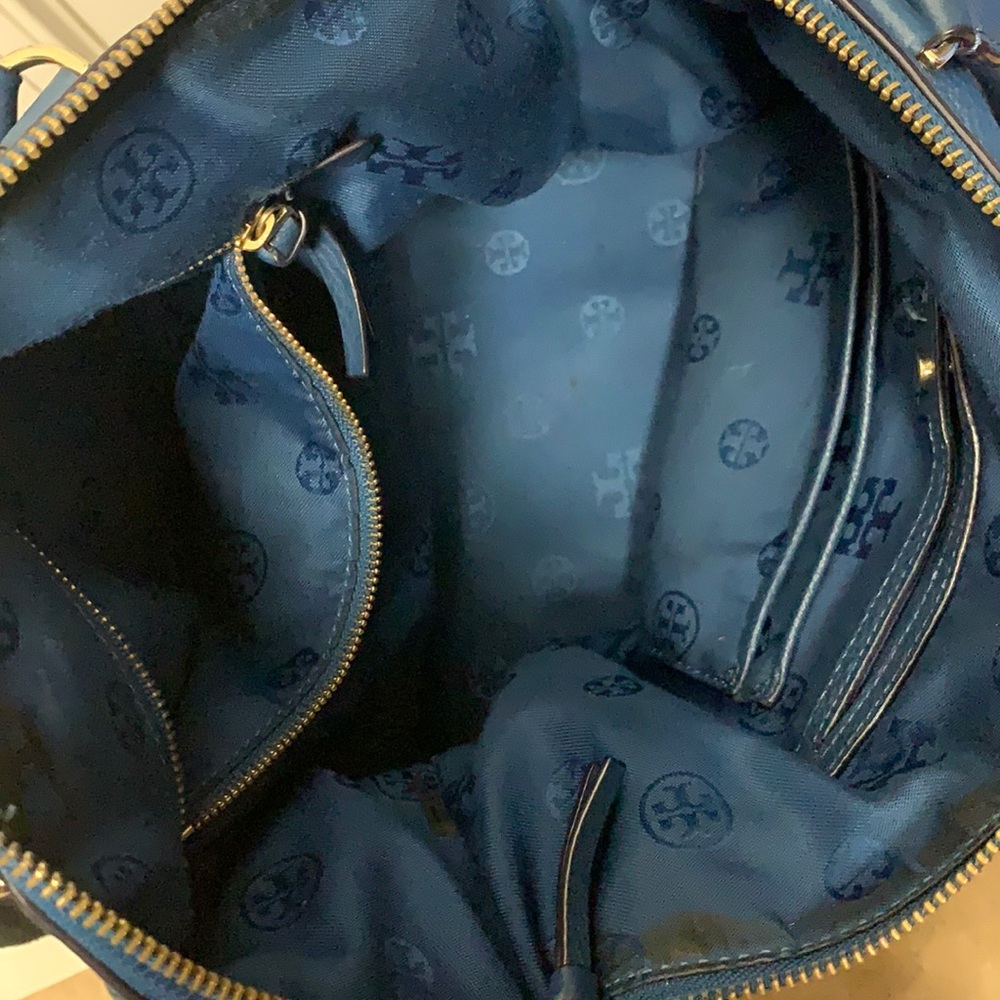 Tory Burch Thea Medium Satchel! GUC - Picture 6 of 10